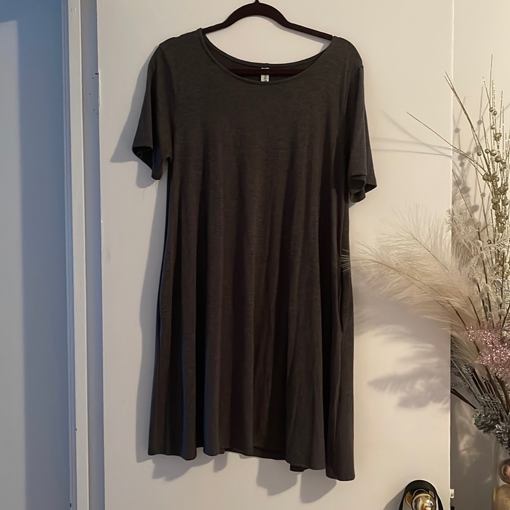 🤍ZENANA PREMIUM🤍 FLOWY DRESS WITH POCKETS!